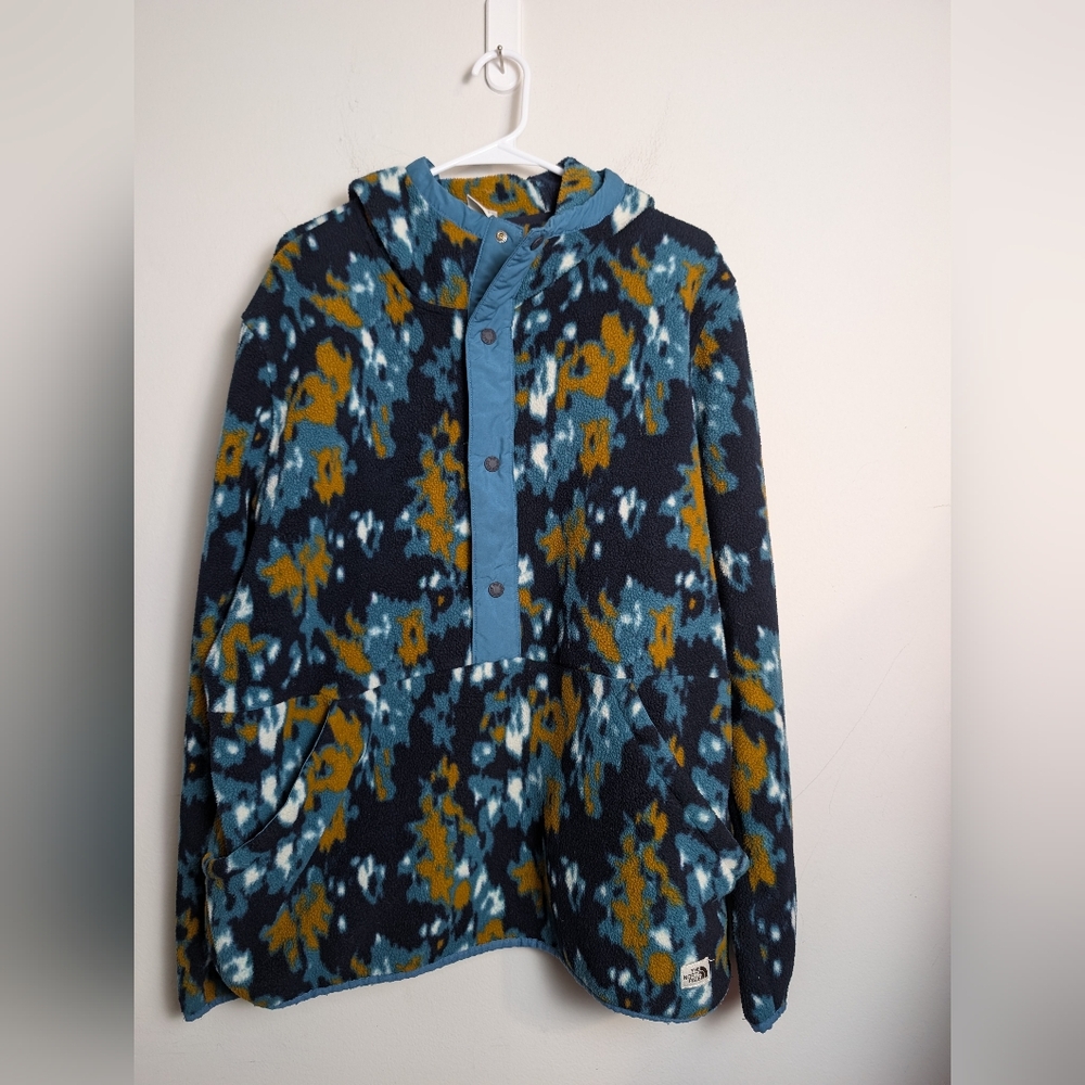 North Face Men Carbondale 1/4 Snap Fleece Hoodie in an abstract navy retro Sz Xl